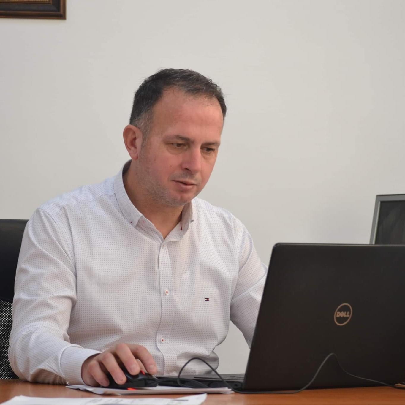 Edison Rashiti Riad Rashiti: Sqarim lidhur me rritjen e vlerës së faturave të tatimit ...